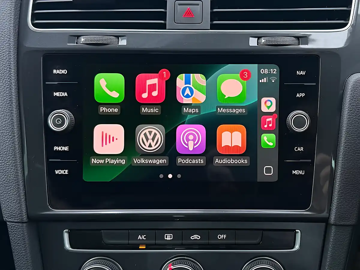 Used 2019 Volkswagen Golf Match Grey - Interior and Exterior details 3