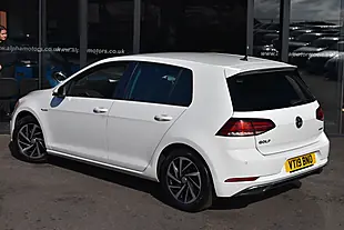 Used 2019 Volkswagen Golf Match Pure White - Interior and Exterior details 3