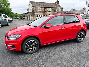 Used 2019 Volkswagen Golf Match Red - Interior and Exterior details 8