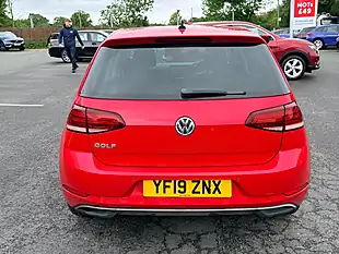 Used 2019 Volkswagen Golf Match Red - Interior and Exterior details 9