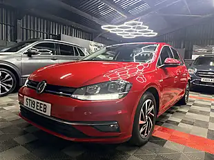 Used 2019 Volkswagen Golf Match Red - Interior and Exterior details 11