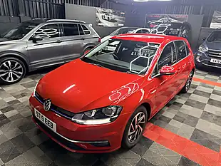 Used 2019 Volkswagen Golf Match Red - Interior and Exterior details 15