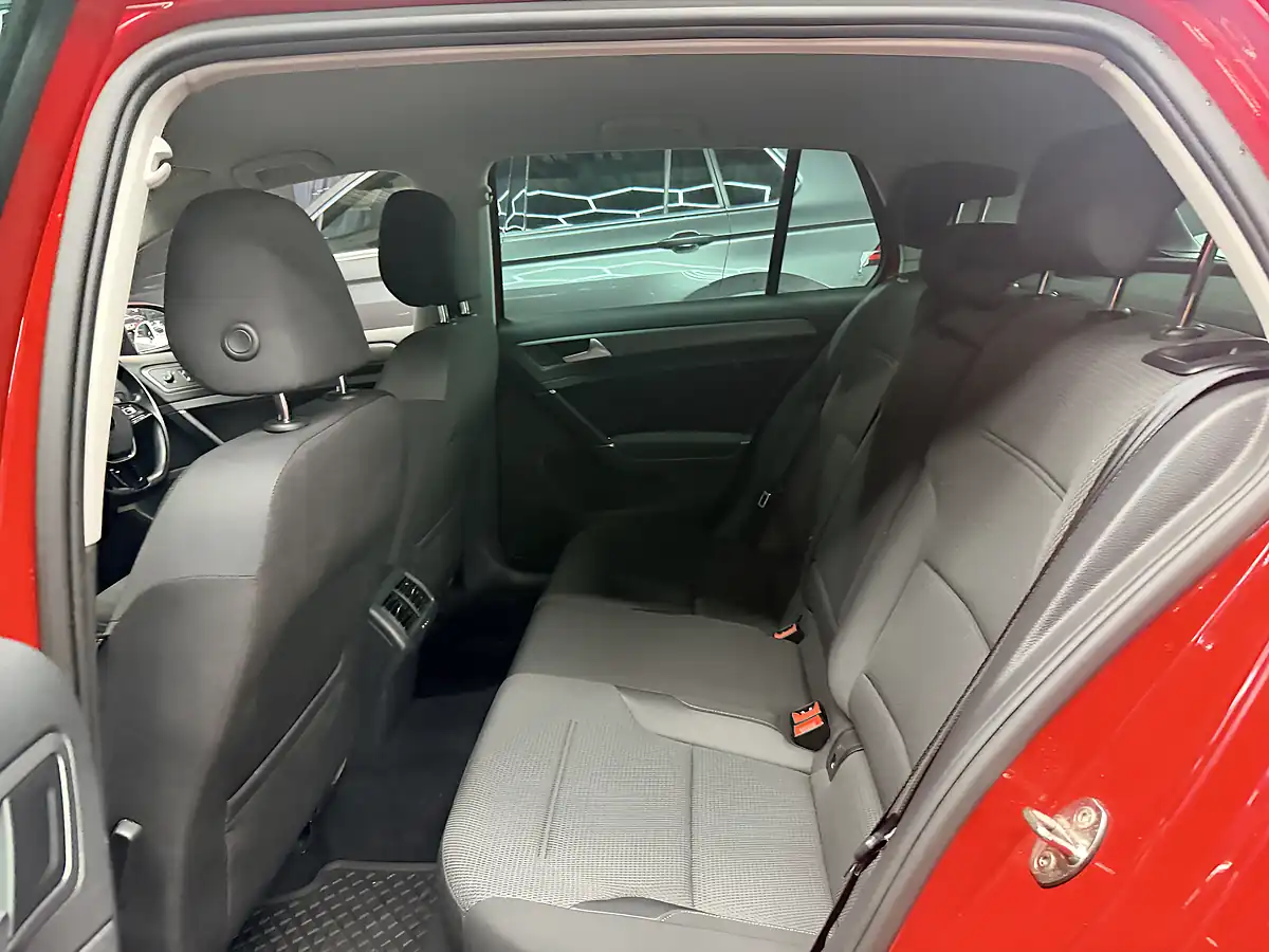 Used 2019 Volkswagen Golf Match Red - Interior and Exterior details 18