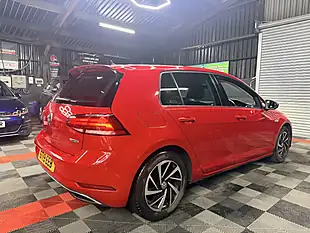 Used 2019 Volkswagen Golf Match Red - Interior and Exterior details 3