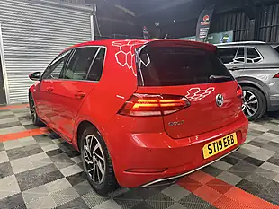 Used 2019 Volkswagen Golf Match Red - Interior and Exterior details 4