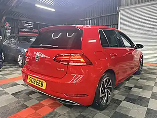 Used 2019 Volkswagen Golf Match Red - Interior and Exterior details 6