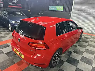 Used 2019 Volkswagen Golf Match Red - Interior and Exterior details 8