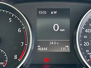 Used 2019 Volkswagen Golf Match Red - Interior and Exterior details 10
