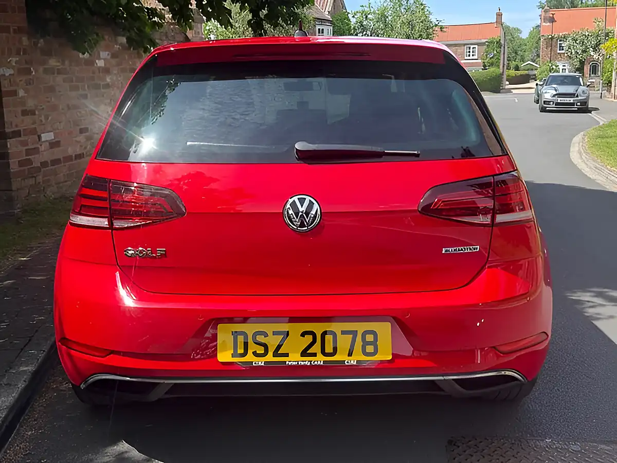 Used 2019 Volkswagen Golf Match Red - Interior and Exterior details 18