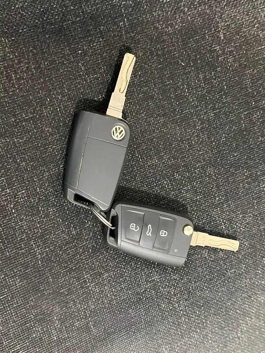 Used 2019 Volkswagen Golf Match Red - Interior and Exterior details 20