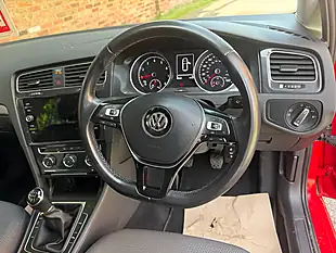 Used 2019 Volkswagen Golf Match Red - Interior and Exterior details 3