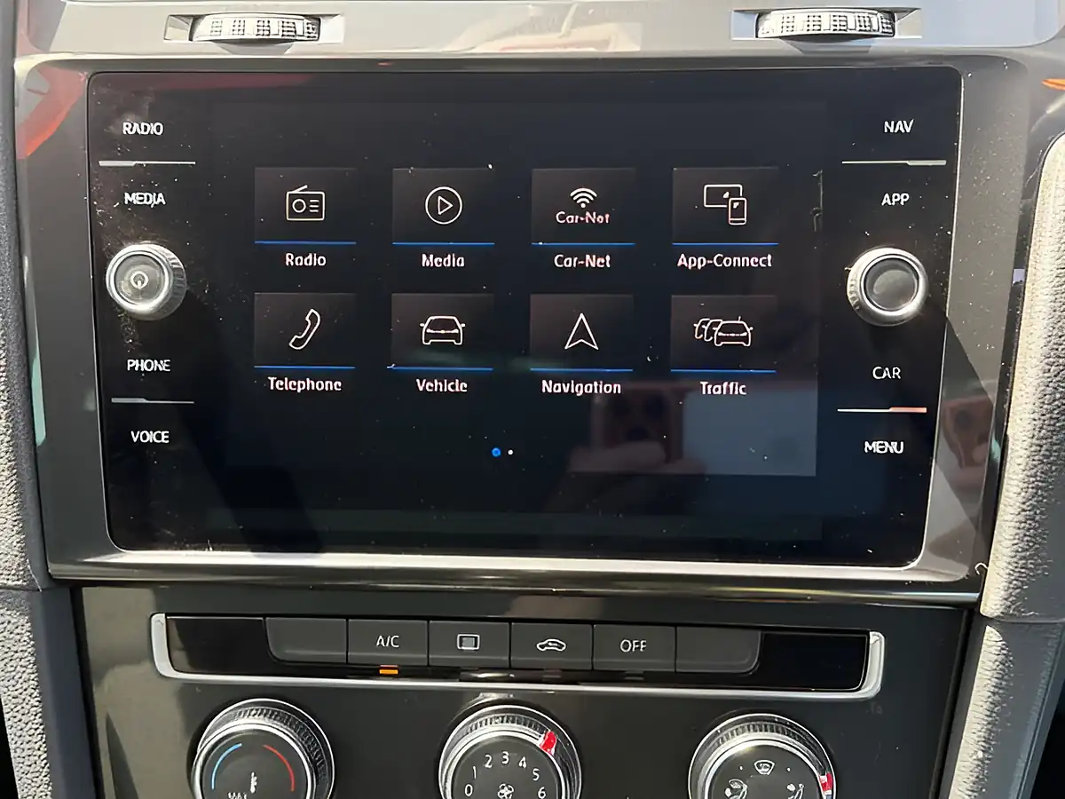 Used 2019 Volkswagen Golf Match Red - Interior and Exterior details 4