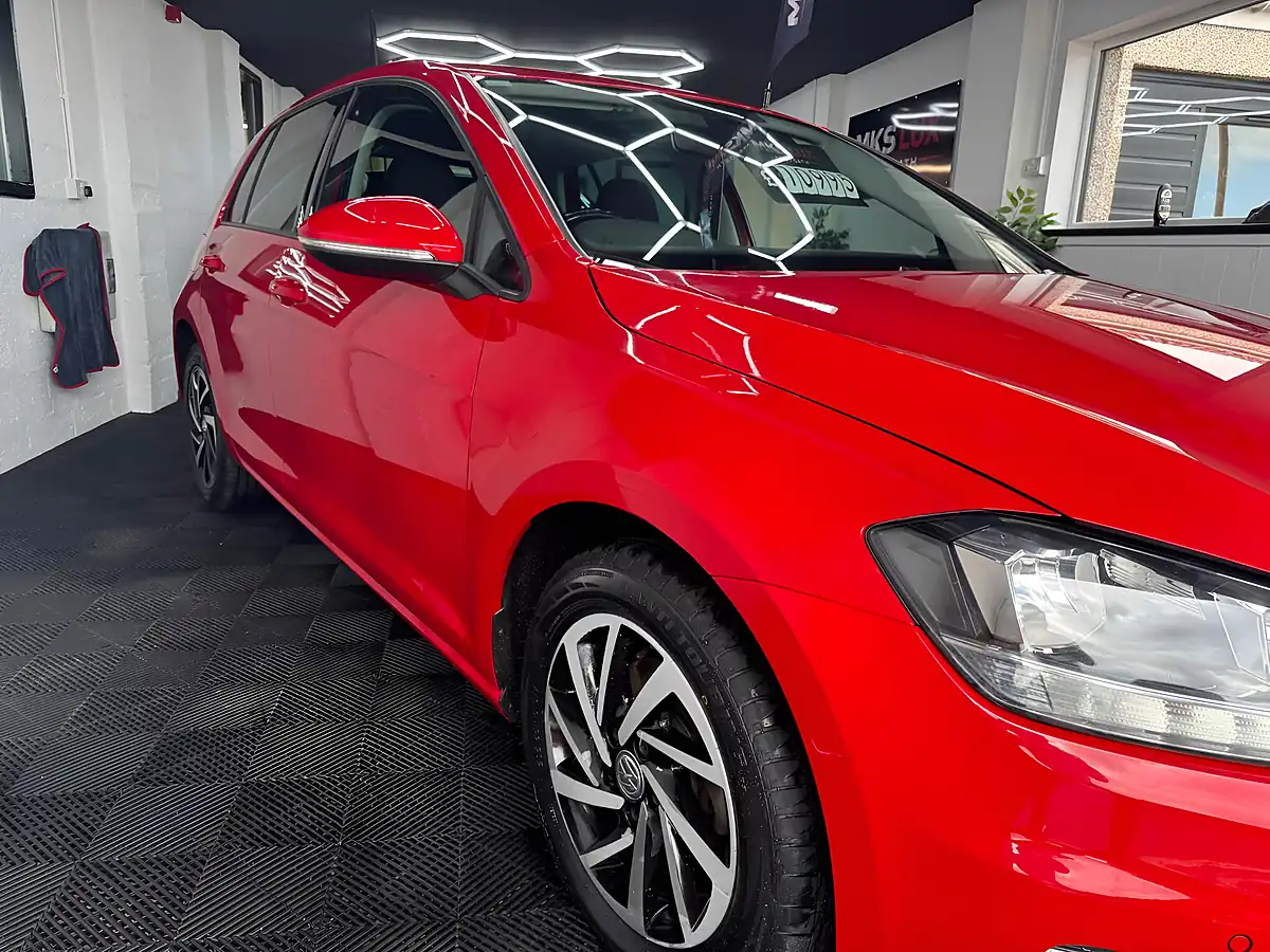 Used 2019 Volkswagen Golf Match Red - Interior and Exterior details 10