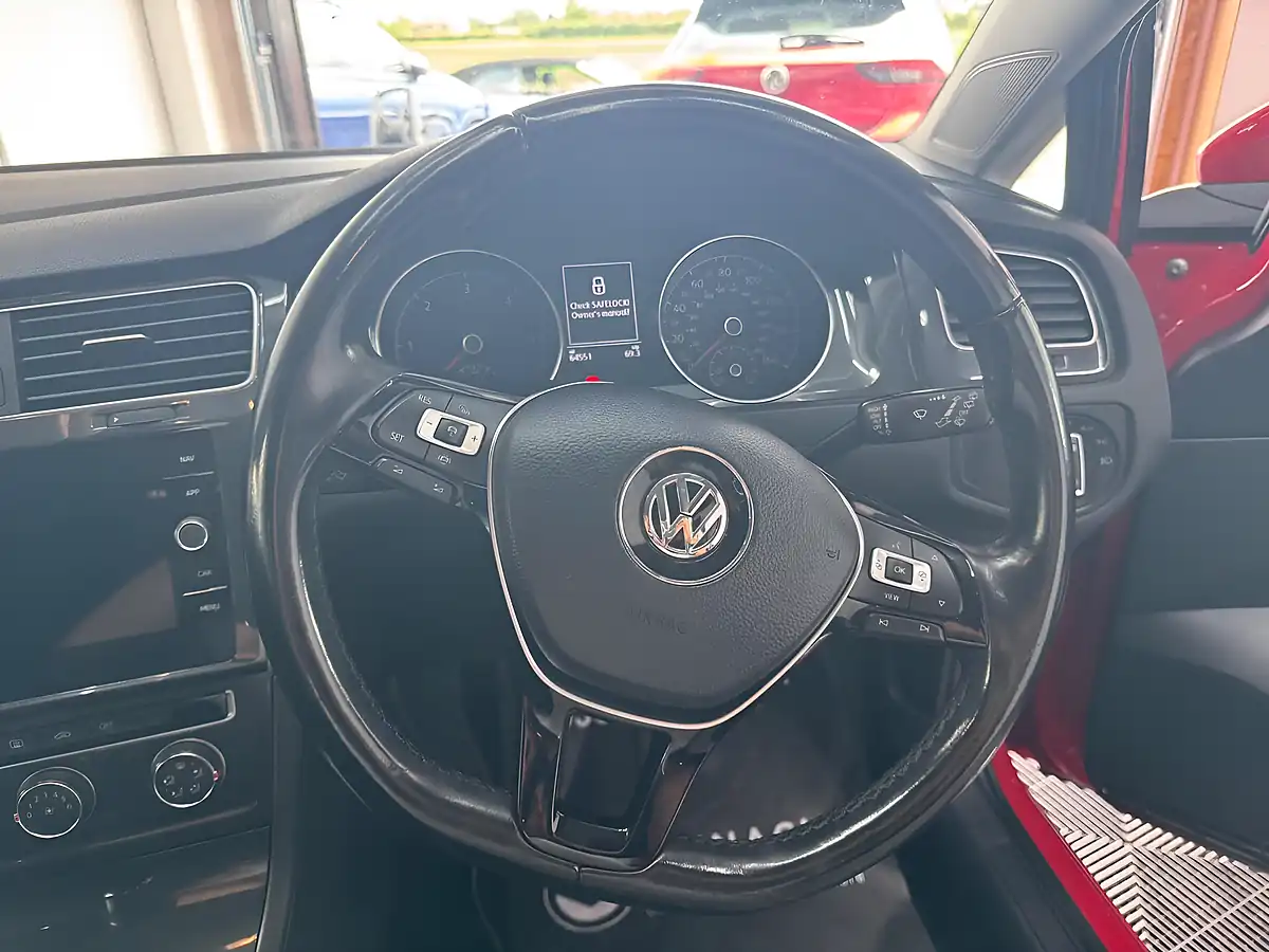 Used 2019 Volkswagen Golf Match Red - Interior and Exterior details 16