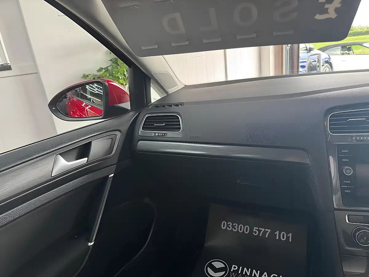 Used 2019 Volkswagen Golf Match Red - Interior and Exterior details 17