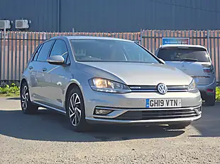 Used 2019 Volkswagen Golf Match Silver - Interior and Exterior details 16