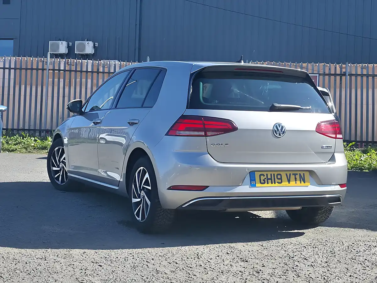 Used 2019 Volkswagen Golf Match Silver - Interior and Exterior details 4