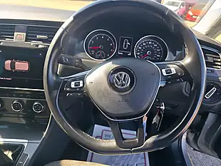 Used 2019 Volkswagen Golf Match Silver - Interior and Exterior details 6