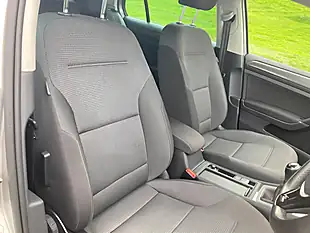 Used 2019 Volkswagen Golf Match Silver - Interior and Exterior details 13