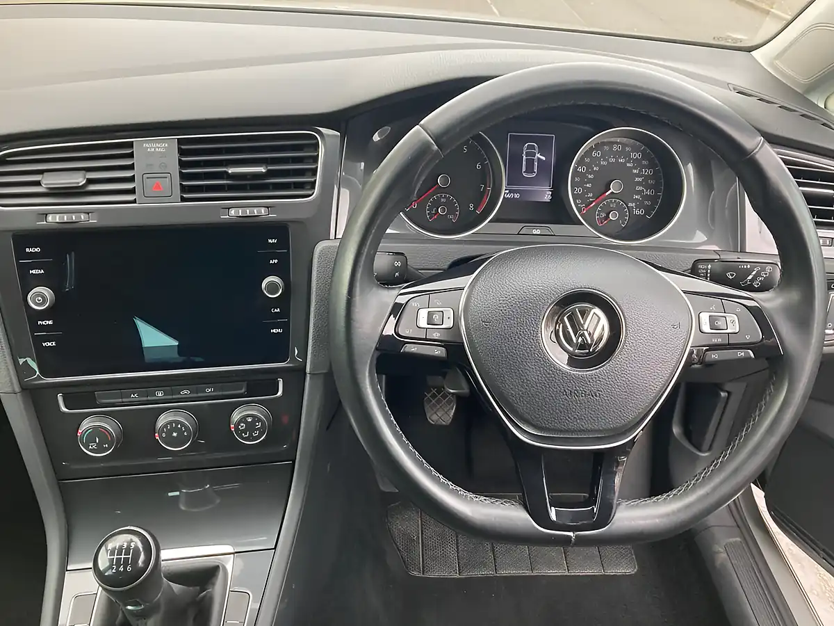 Used 2019 Volkswagen Golf Match Silver - Interior and Exterior details 14