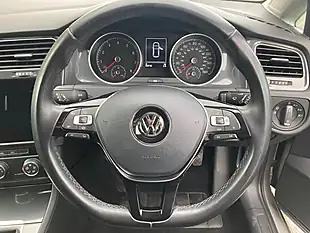 Used 2019 Volkswagen Golf Match Silver - Interior and Exterior details 15