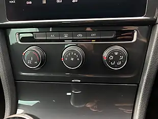 Used 2019 Volkswagen Golf Match Silver - Interior and Exterior details 20