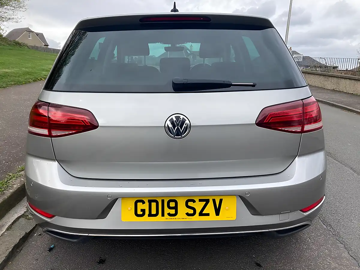 Used 2019 Volkswagen Golf Match Silver - Interior and Exterior details 7
