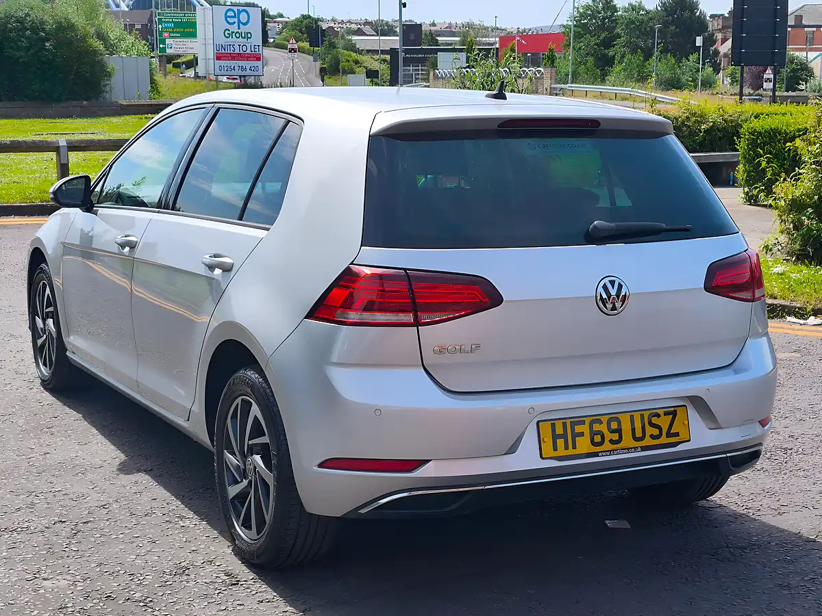 Used 2019 Volkswagen Golf Match Silver - Interior and Exterior details 18