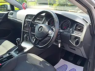 Used 2019 Volkswagen Golf Match Silver - Interior and Exterior details 4