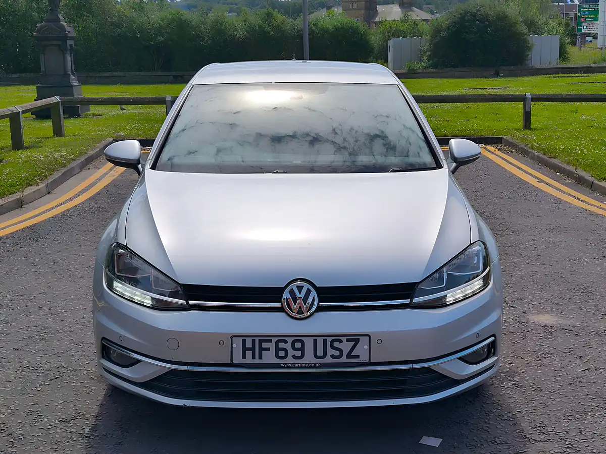 Used 2019 Volkswagen Golf Match Silver - Interior and Exterior details 6