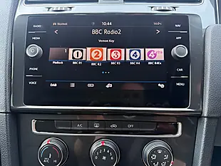 Used 2019 Volkswagen Golf Match Silver - Interior and Exterior details 16