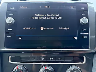 Used 2019 Volkswagen Golf Match Silver - Interior and Exterior details 18