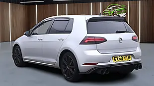 Used 2019 Volkswagen Golf Match Silver - Interior and Exterior details 10