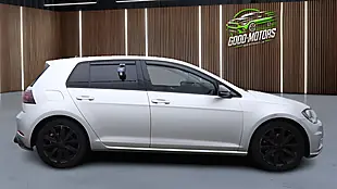 Used 2019 Volkswagen Golf Match Silver - Interior and Exterior details 6