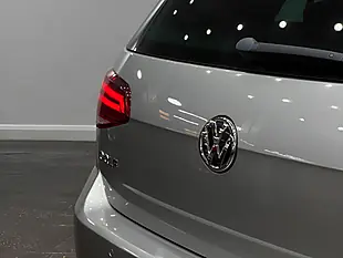 Used 2019 Volkswagen Golf Match Silver - Interior and Exterior details 12
