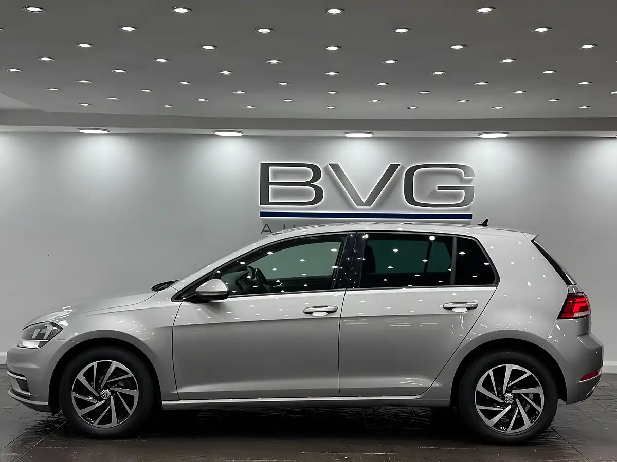 Used 2019 Volkswagen Golf Match Silver - Interior and Exterior details 8