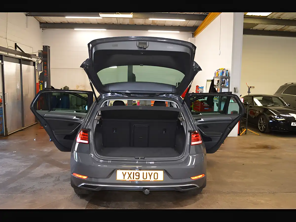 Used 2019 Volkswagen Golf Match Urano Grey - Interior and Exterior details 14