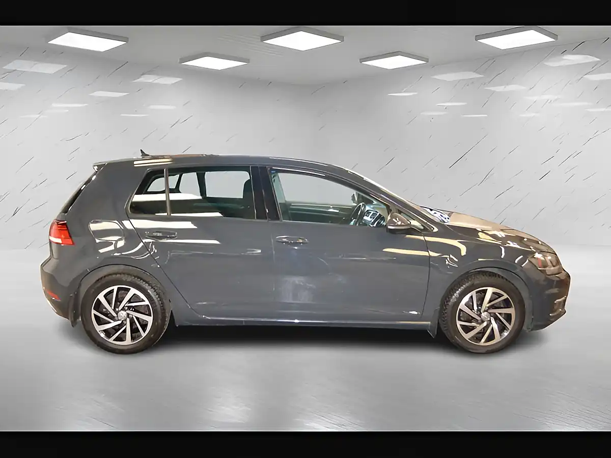 Used 2019 Volkswagen Golf Match Urano Grey - Interior and Exterior details 5