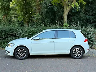 Used 2019 Volkswagen Golf Match White - Interior and Exterior details 10
