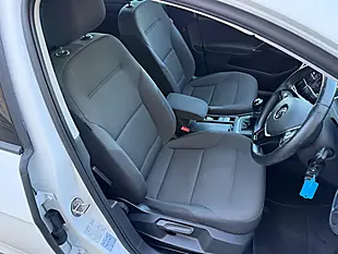 Used 2019 Volkswagen Golf Match White - Interior and Exterior details 12