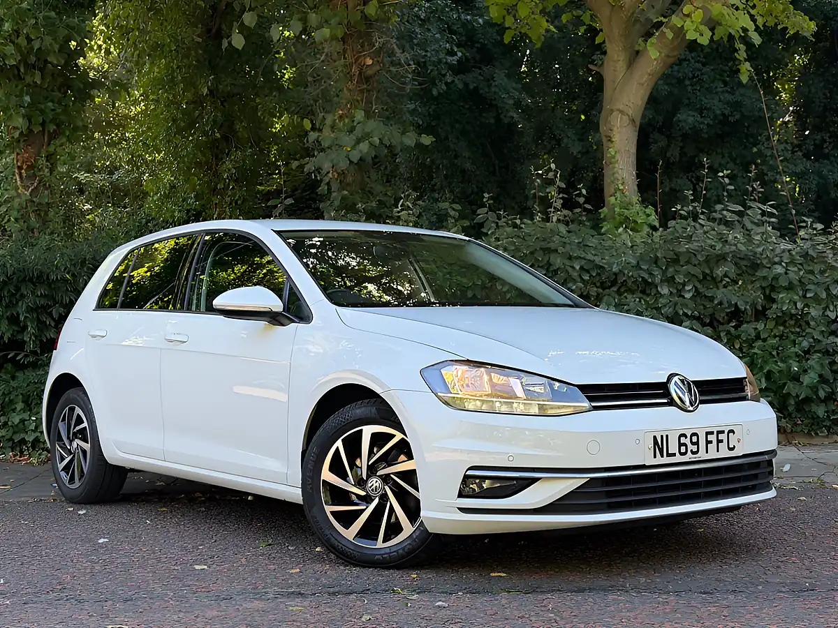 Used 2019 Volkswagen Golf Match White - Interior and Exterior details 2