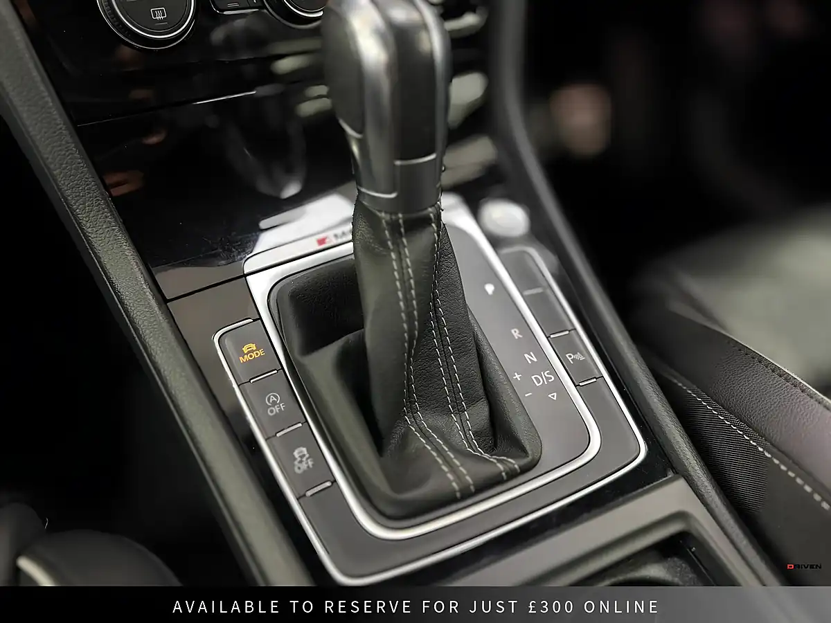 Used 2019 Volkswagen Golf R Black - Interior and Exterior details 14