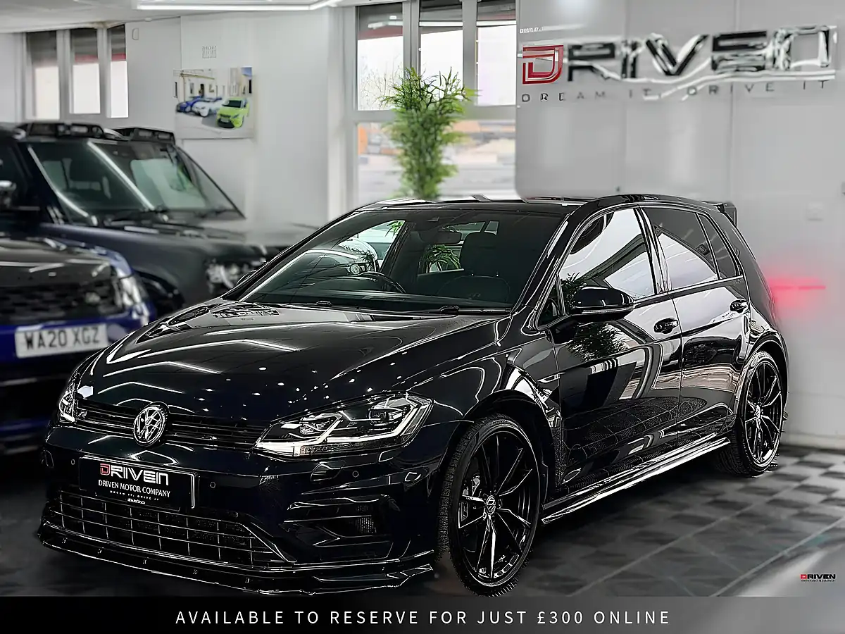Used 2019 Volkswagen Golf R Black - Interior and Exterior details 5