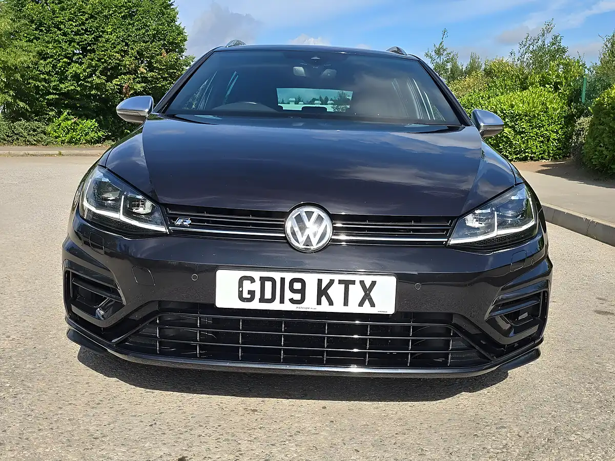 Used 2019 Volkswagen Golf R Black - Interior and Exterior details 11