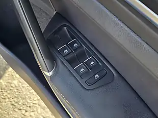 Used 2019 Volkswagen Golf R Black - Interior and Exterior details 15