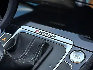 Used 2019 Volkswagen Golf R Black - Interior and Exterior details 18