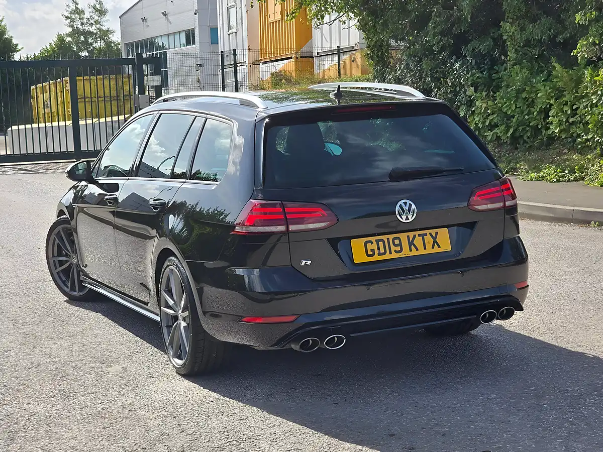 Used 2019 Volkswagen Golf R Black - Interior and Exterior details 2