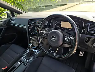 Used 2019 Volkswagen Golf R Black - Interior and Exterior details 5