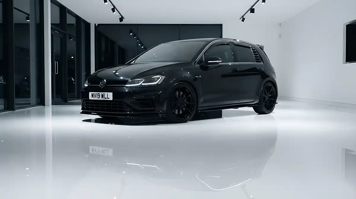 Used 2019 Volkswagen Golf R Black - Interior and Exterior details 11