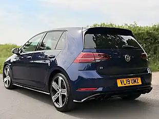 Used 2019 Volkswagen Golf R Blue - Interior and Exterior details 7
